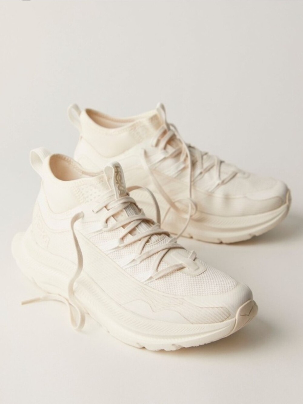 Hoka Kawana Mid Sneakers